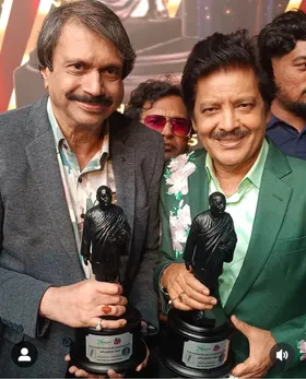 Phalke FF Awardees-- Udit Narayan with Chaitanya Padukone