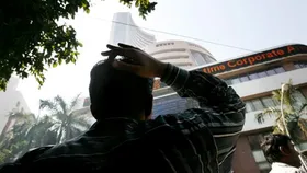 IndusInd Bank Share Price: হুহু করে কমল IndusInd ব্যাংকের শেয়ার দর! পতনের মধ্যে কোন কোন শেয়ারের দাপট?