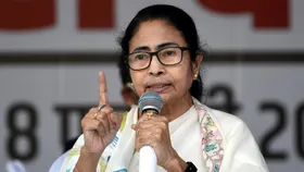 Mamata Banerjee:'ডাবল ইঞ্জিনের সরকার সবচেয়ে বড় চোর', বর্ধমানের সভা থেকে সুর চড়ালেন মমতা
