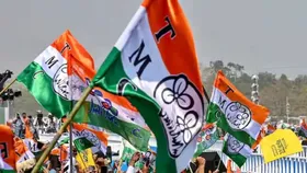 TMC:তৃণমূল কাউন্সিলরদের আকচাআকচির মাশুল গুণছেন শহরবাসী, শতবর্ষ প্রাচীন পুরসভার অচলাবস্থা কাটছেই না