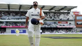 Rishabh Pant New Record: ভাঙা পায়েই ম্যানচেস্টারে নয়া ইতিহাস পন্থের, ছাপিয়ে গেলেন রোহিত শর্মাকেও