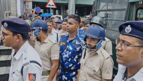 ISF student protest: ছাত্র বিক্ষোভে উত্তাল রাজপথ, পুলিশের সঙ্গে তুমুল বচসা, আটক! কলকাতায় ধুন্ধুমার