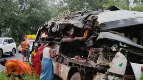 Deoghar Road Accident: ভয়ঙ্কর দুর্ঘটনা, মৃত্যুমিছিলে হাহাকার, হাসপাতালে বুক ফাটা আর্তনাদ, শোকস্তব্ধ শ্রাবণী মেলা