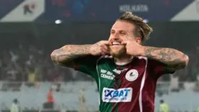 Jason Cummings Obscene Gesture: মধ্যমা উঁচিয়ে অশালীন আচরণ, চ্যাপেলের স্মৃতি উসকে দিলেন জেসন কামিন্স