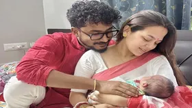 Bengali Actress Baby Girl: বাবা-মায়ের সঙ্গে মিলিয়ে নয়, কোন ভাবনায় লক্ষ্মীছানার নামকরণ করলেন অহনা-দীপঙ্কর?