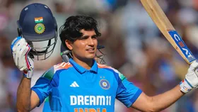 Shubman Gill: শুভমানকে ফেরাতেই 'বলির পাঁঠা' হচ্ছেন এই ক্রিকেটার? বোর্ডের সিদ্ধান্ত নিয়ে প্রশ্ন