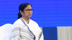 Mamata North Bengal: ২০২৬-এর আগে লক্ষ্মীর ভান্ডার নিয়ে বিরাট ঘোষণা, সঙ্গে উন্নয়নের ফিরিস্তি মমতার