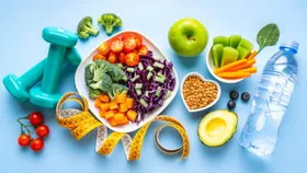 Navigating Summer Diet: A Holistic Approach to Hot-weather Nutrition by Simrat Kathuria