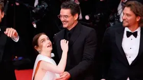 VIRAL VIDEO: Emma Stone and Pedro Pascal attacked by a bee at Cannes red carpet –
