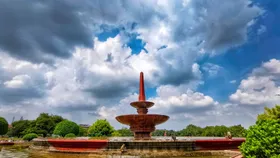 Air quality in Delhi moderate, rain likely