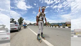 Fresh batch of over 7,900 pilgrims leaves Jammu for Amarnath after one-day suspension