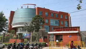 Bomb threats hit over 45 Delhi schools, spark panic among students and parents