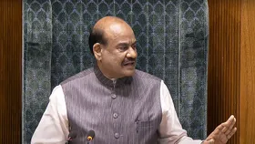 Lok Sabha to run smoothly from Monday as Birla meets party leaders