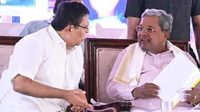 ‘I am helpless ರಾಜಣ್ಣ..’ ಸಿದ್ದರಾಮಯ್ಯ ಜೊತೆಗಿನ ಸಭೆಯಲ್ಲಿ ಆಗಿದ್ದೇನು..?