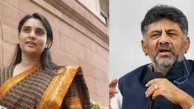 ನಟಿ ರಮ್ಯಾ ಎದುರಿಗೆ ಬಂದಾಗ ಡಿಸಿಎಂ ಡಿಕೆಶಿ ಮಾಡಿದ್ದೇನು? ಇಬ್ಬರ ಭೇಟಿಯ ವಿಡಿಯೋ ಇಲ್ಲಿದೆ ನೋಡಿ.