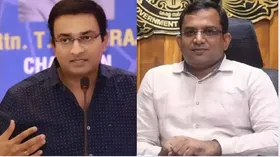 केरल में IAS अफसरों पर गिरी गाज, ‘कलेक्टर ब्रदर’ समेत दो अधिकारी सस्पेंड, जानें वजह