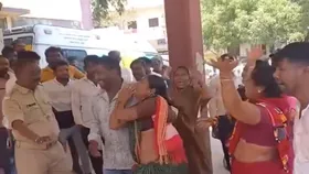 Karnataka Crime: कर्नाटक के यादगीर जिले में डबल मर्डर से फैली दहशत, बाइक सवार 2 लोगों की बेरहमी से हत्या