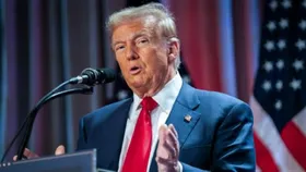 Trump Tariff:  रुकने का नाम नहीं ले रहे ट्रंप,  इराक-फिलीपींस पर भी लगाया भारी टैरिफ
