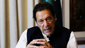 Pakistan: आसिम मुनीर पर इमरान खान ने लगाए गंभीर आरोप, कहा- मुझे और मेरी बेगम को प्रताड़ित किया जा रहा है