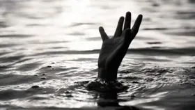 Jharkhand: बतखों के साथ खेलते-खेलते पानी से भरे गड्ढे में गिरे दो मासूम, दोनों की मौत, पसर गया मातम
