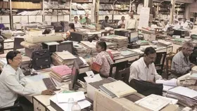 इन सरकारी कर्मचारियों की आई मौज, अब रिटायरमेंट के दिन ही मिलेगा अतिरिक्त प्रमोशन