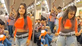 मेट्रो में युवती ने यात्रियों के सामने किया डांस, वीडियो देख बोले लोग, 