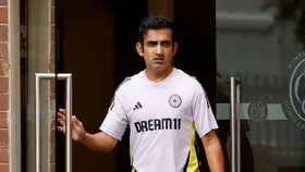 Gautam Gambhir: मां की हालत हुई स्थिर, तो फर्ज निभाने इंग्लैंड लौटने को तैयार गौतम गंभीर