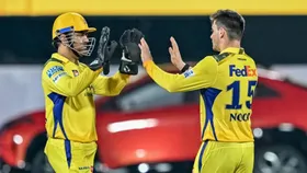 विदेशी लीग में चमका CSK का स्टार बॉलर, 3 मैचों में झटक लिए हैं 8 विकेट