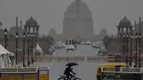 दिल्ली में कृत्रिम वर्षा का पायलट प्रोजेक्ट शुरू होने को तैयार, मौसम विभाग से मिली हरी झंडी