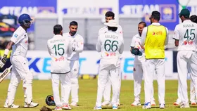 SL vs BAN: बांग्लादेश ने जिस श्रीलंकाई खिलाड़ी को मैदान से किया था बाहर, अब उसी को दिया गार्ड ऑफ ऑनर, Video वायरल