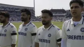 IND vs ENG: पहले टेस्ट मैच में बाजुओं में काली पट्टी बांधकर क्यों उतरे भारत-इंग्लैंड के खिलाड़ी?