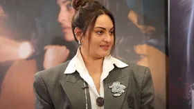 सोनाक्षी सिन्हा ने अपने ही घर में महसूस किया भूत का साया, बिस्तर में फ्रीज हुई एक्ट्रेस, बोलीं- 'मैं सहम गई थी'