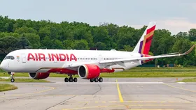 Air India: एयर इंडिया की त्रिवेंद्रम से दिल्ली आने वाली फ्लाइट कैंसिल, एक विमान की तिरुवनंतपुरम में इमरजेंसी लैंडिंग