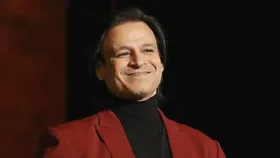 दुबई शिफ्ट होने के बाद 1200 करोड़ के मालिक बन गए विवेक ऑवरॉय, इन बिजनेस से छापते हैं मोटा पैसा