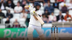 IND vs ENG: इंग्लैंड के ओपनर बेन डकेट ने जड़ा तूफानी शतक, सिर्फ इतनी गेंदों में बना दिया ये स्कोर