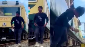 रील बनाने के चक्कर में ट्रेन की चपेट में आया युवक, तेजी से वायरल हो रहा है वीाडियो