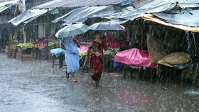 Monsoon 2025: देशभर में समय से पहले पहुंचा मानसून, अगले 7 दिनों तक इन राज्यों में भारी बारिश की आशंका