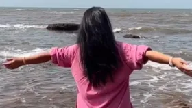 जन्म से पहले ही मार देना चाहती थी मां, बदहाली में बीता बचपन, अब करोड़ों की मालकीन है ये 'कॉमेडी क्वीन'