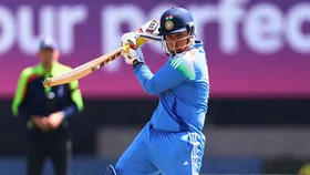Vaibhav Suryavanshi Innings: वैभव सूर्यवंशी की एक और करिश्माई पारी, महज 31 बॉल पर ठोके 86 रन, लगाए 9 छक्के