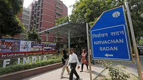 बिहार SIR पर EC की कड़ी नसीहत! जारी किया सख्त संदेश