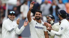 आकाशदीप को एक टेस्ट मैच खेलने के लिए BCCI कितने पैसे देती है? सैलरी के अलावा मैच फीस में भी मिलती है मोटी रकम