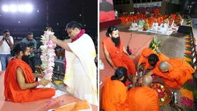 गुरु पूर्णिमा सनातन धर्म को युग धर्म के रूप में स्थापित करने का पर्व है : स्वामी राम देव