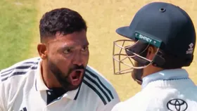 IND vs ENG: मोहम्मद सिराज ने बेन डकेट को आउट करने पर ऐसे मनाया जश्न कि अंपायर को बीच में आना पड़ा, देखें Video