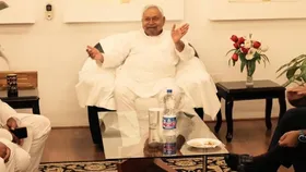 बिहार में अगले पांच साल में एक करोड़ युवाओं को मिलेगी नौकरी, चुनाव से पहले CM नीतीश ने किया वादा