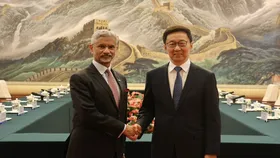 SCO Summit 2025: एससीओ समिट में शामिल होने के लिए चीन पहुंचे विदेश मंत्री जयशंकर, उपराष्ट्रपति हान झेंग से की मुलाकात