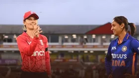 INDW vs ENGW: टॉस जीतकर इंग्लैंड ने चुनी बल्लेबाजी, ऐसी है दोनों टीमों की प्लेइंग-11