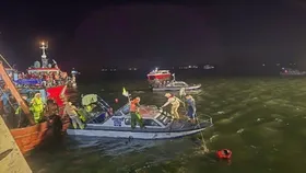 वियतनाम में पर्यटकों से भरी नाव पलटी, 38 लोगों की मौत, चालक दल ने नहीं माना यात्रियों की ये बात और हो गया हादसा