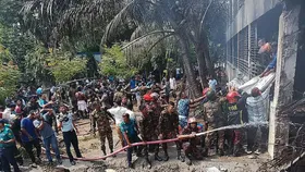 Bangladesh Air Force Jet Crashes : बांग्लादेश विमान हादसे में 19 लोगों की मौत और 100 घायल