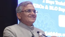 बिहार SIR का पहला चरण पूरा होने की कगार पर – 98% मतदाता कवर, 20 लाख मृत मतदाता चिन्हित