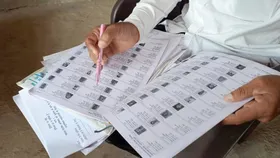 Bihar: चुनाव आयोग ने जारी किया अपडेट,  30 दिन में जुड़वाना होगा वोटर लिस्ट में नाम